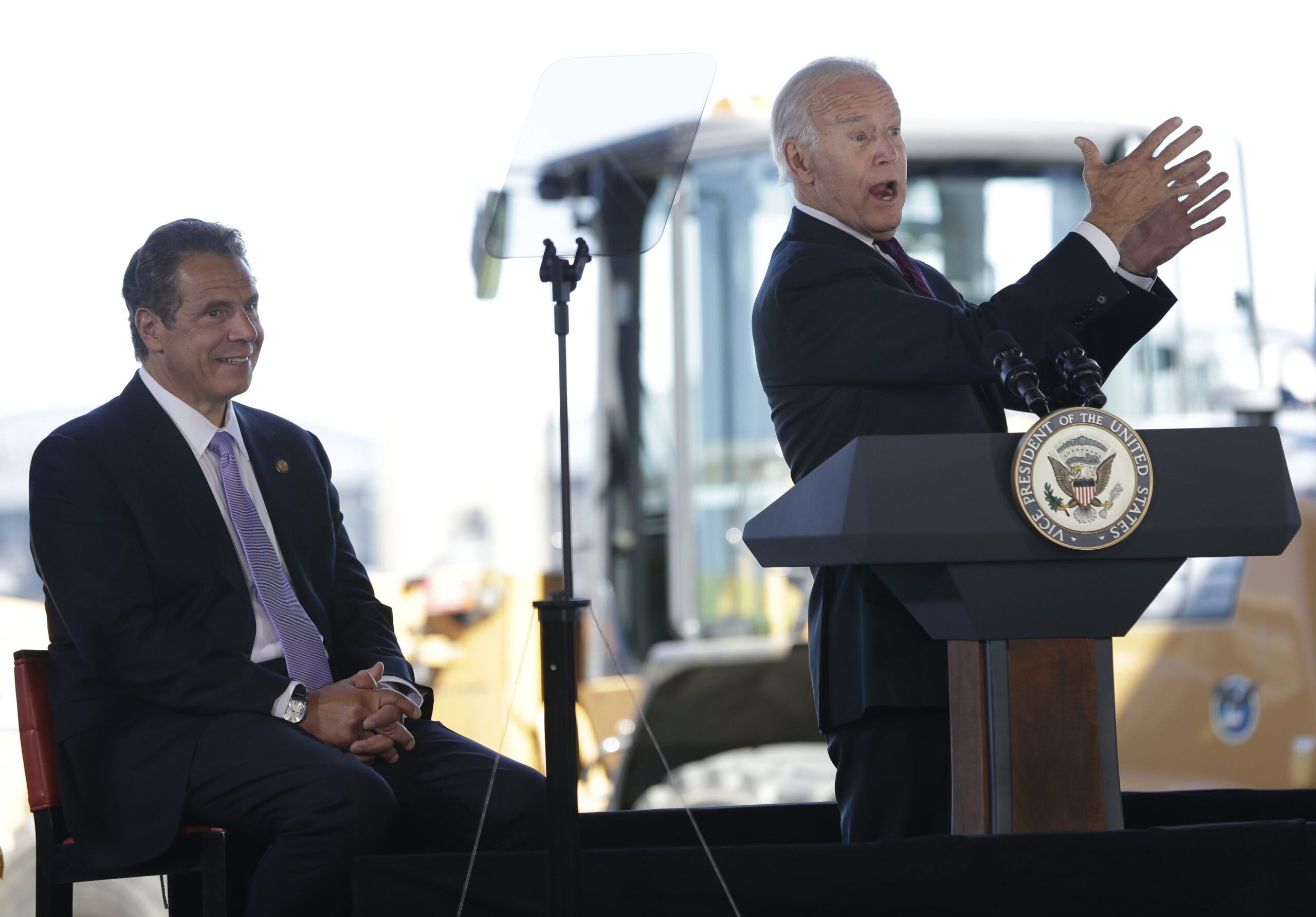 2020 odds: Cuomo surges, third behind Trump, Biden