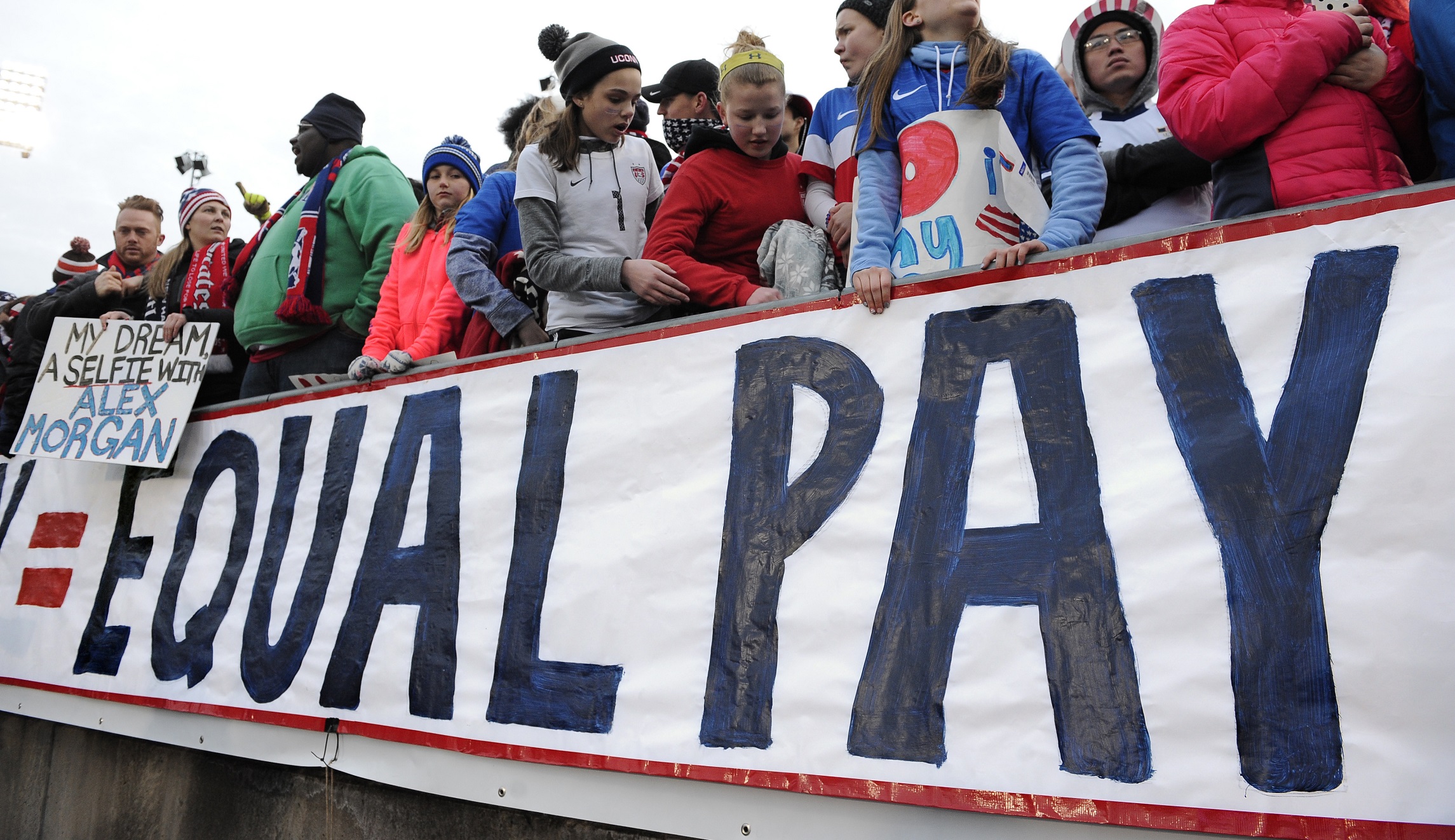 Feminist victory: Gender pay gap narrows — because women are losing their jobs