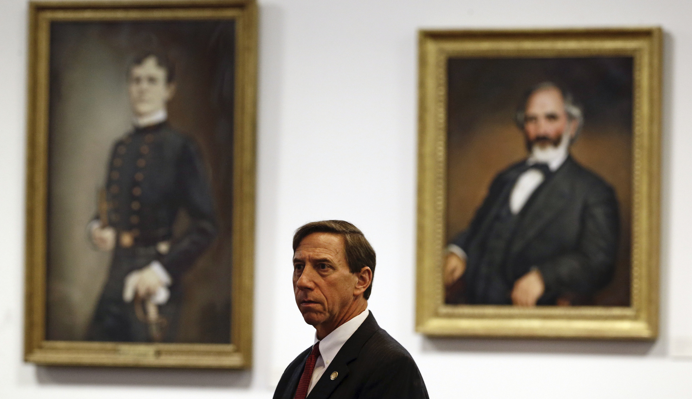 Senate approves measure to reopen North Carolina bars, gyms