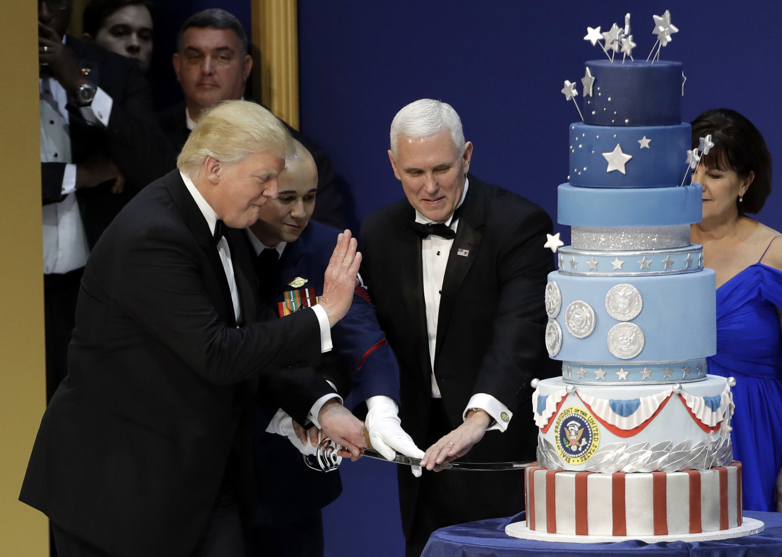 GOP likes Mike Pence but wants Donald Trump