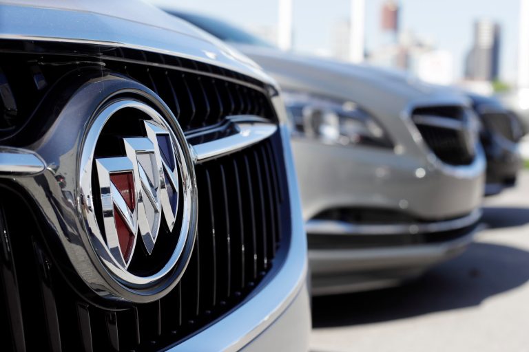 U.S. Buick dealerships will be given buyout offers from General Motors to those who do not wish to shift to selling only electric vehicles.