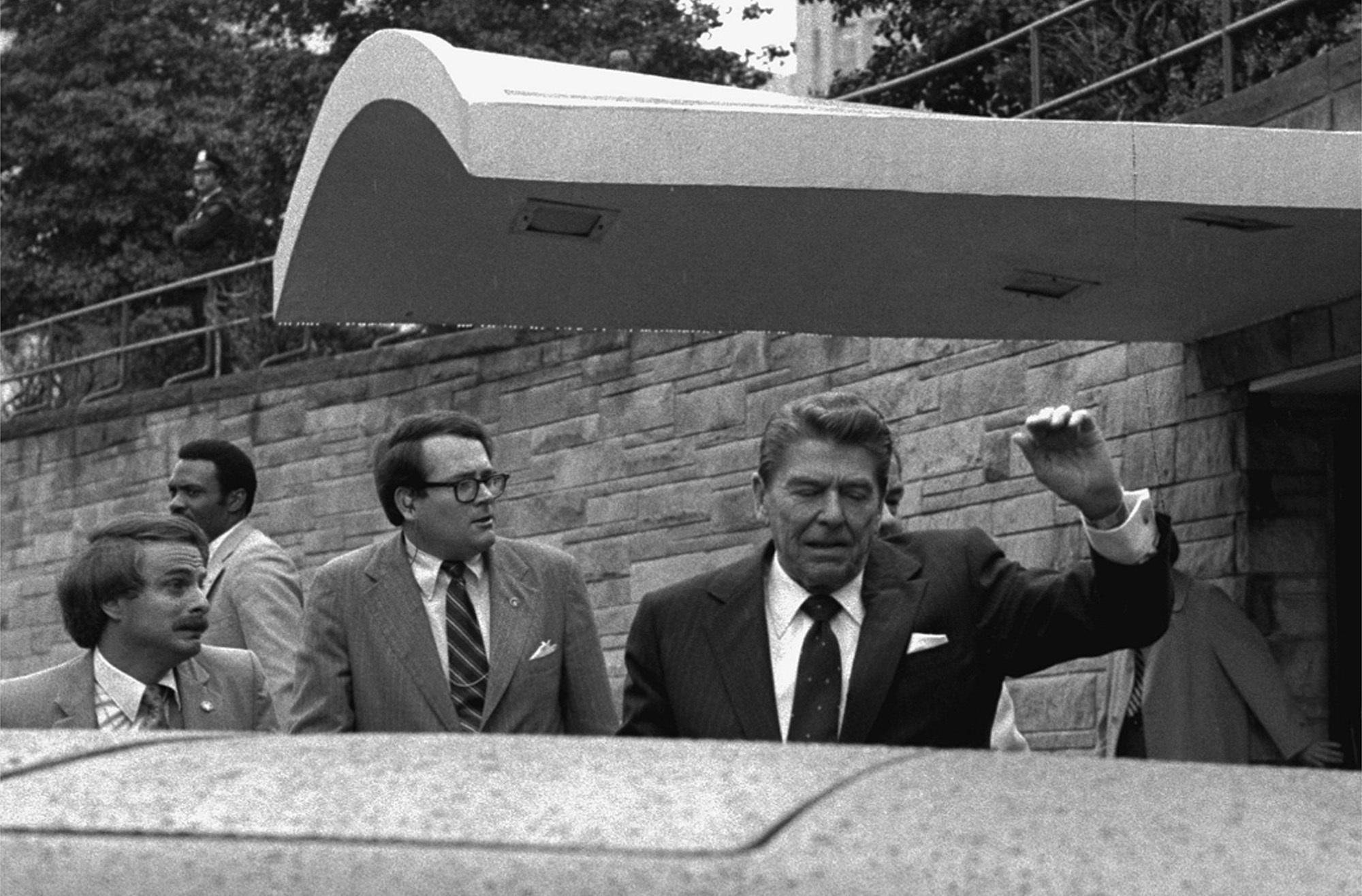 Buzz: Legendary advanceman Rick Ahearn memorialized, top Hill staff brewers, and new Georgetown political fellows