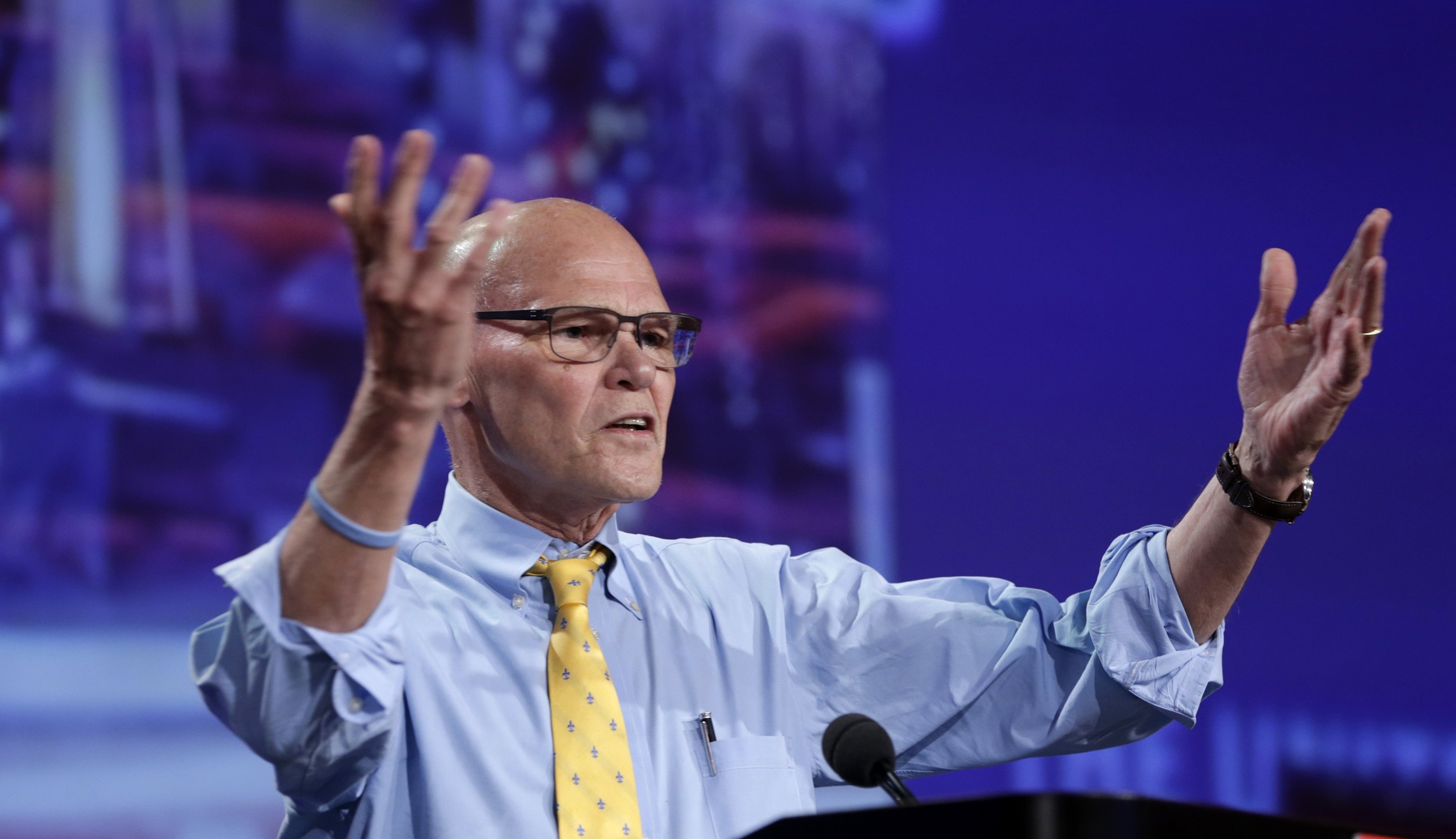 Even liberal groups can read polls showing national Democrats are far too radical