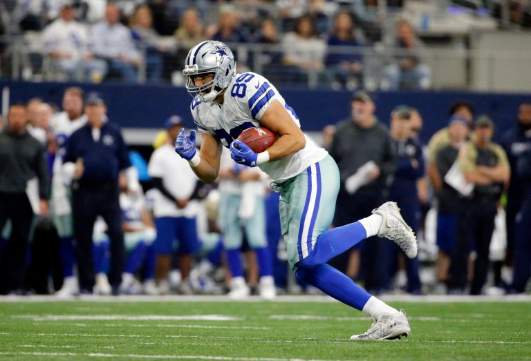 Former Cowboys player Gavin Escobar found dead after rock climbing accident