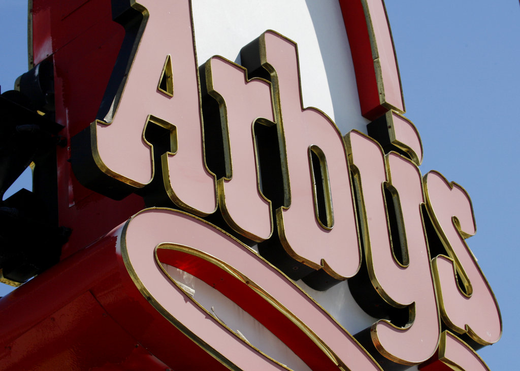 Arby’s manager confesses to peeing in milkshake mix: Police