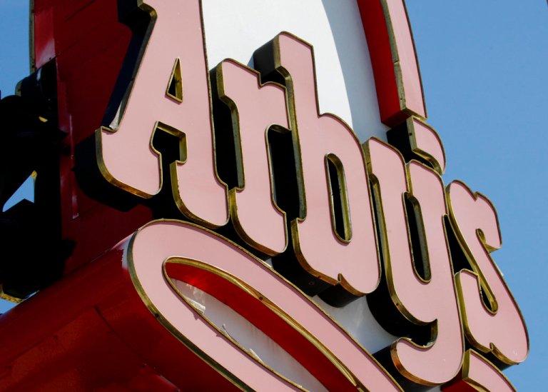 Arby’s manager confesses to peeing in milkshake mix: Police