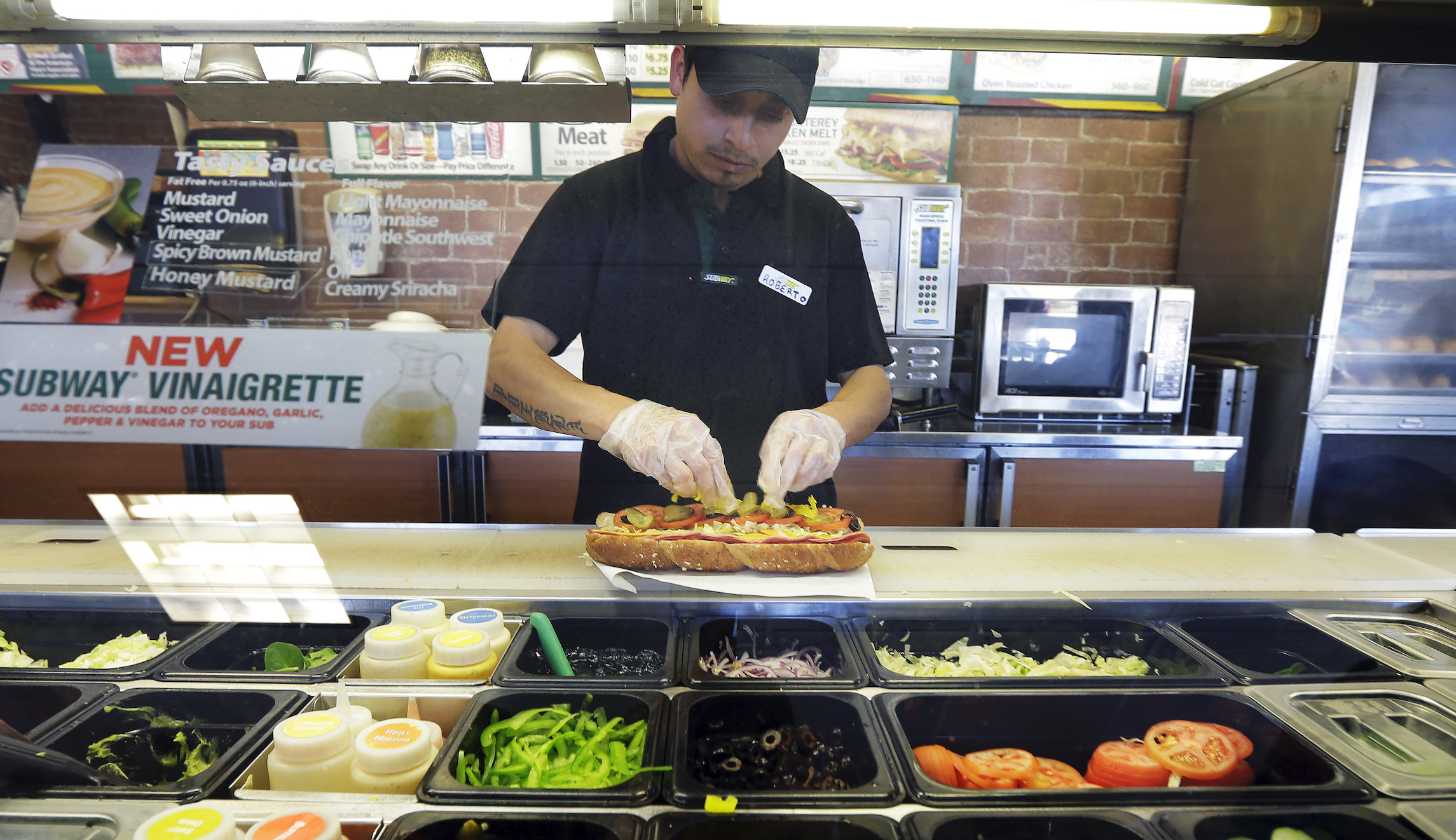Connecticut senators demand Subway stop allowing open carry in its restaurants