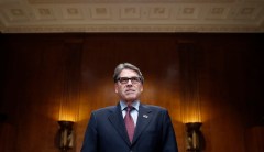 Rick Perry pitches American energy to India