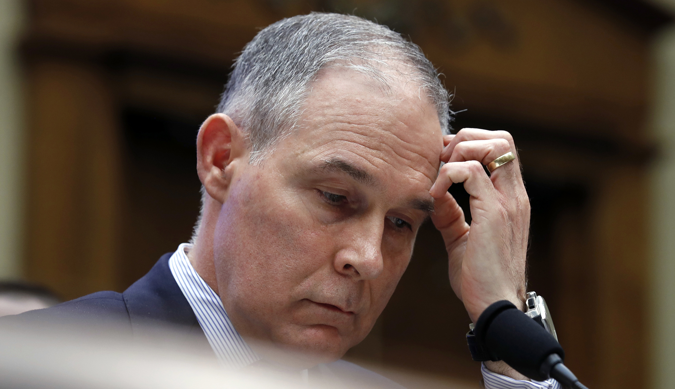 Republicans mostly hold their fire on Scott Pruitt, stand by him in nod to Trump