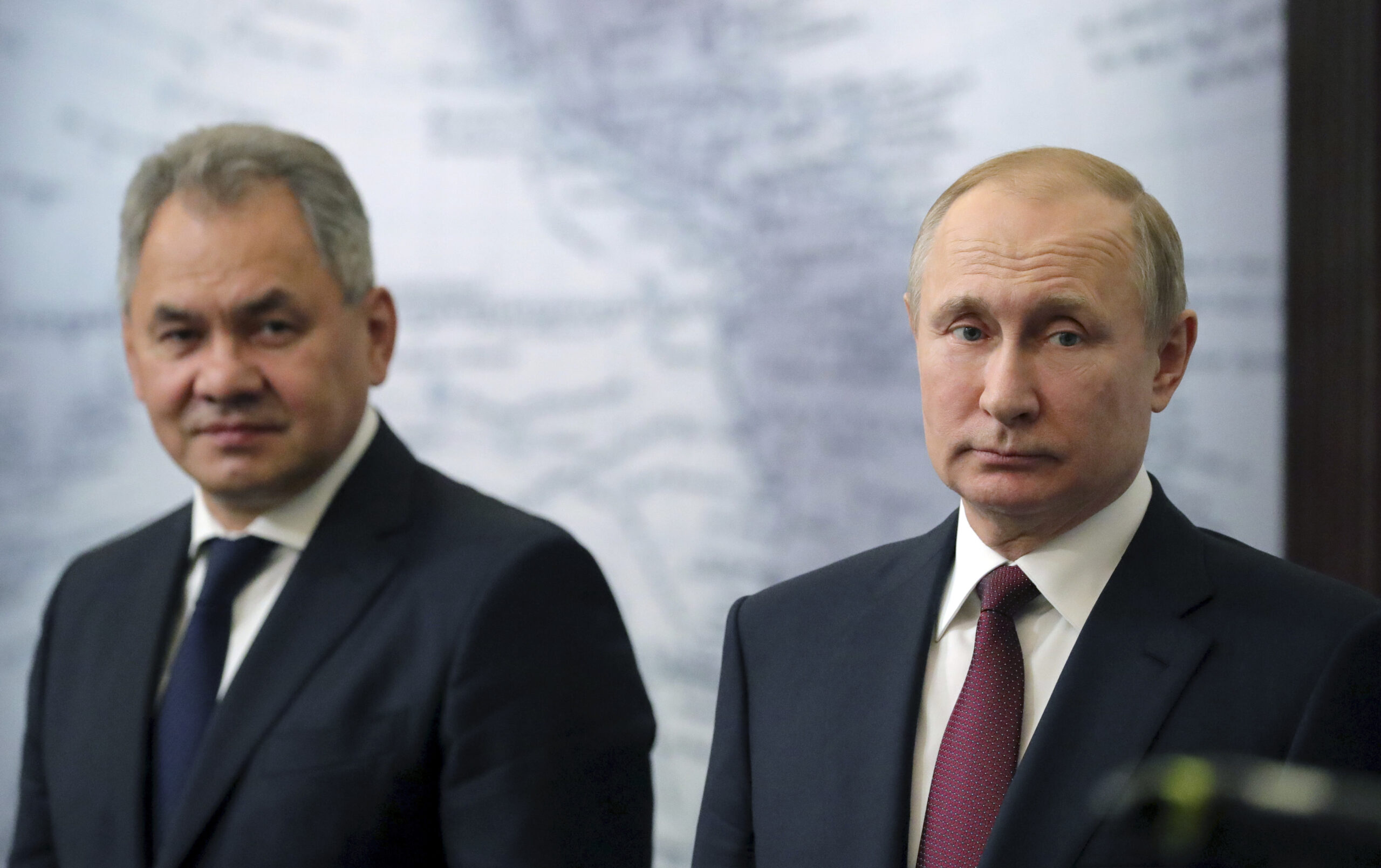 Russian defense minister’s suspicious visit to Belarus