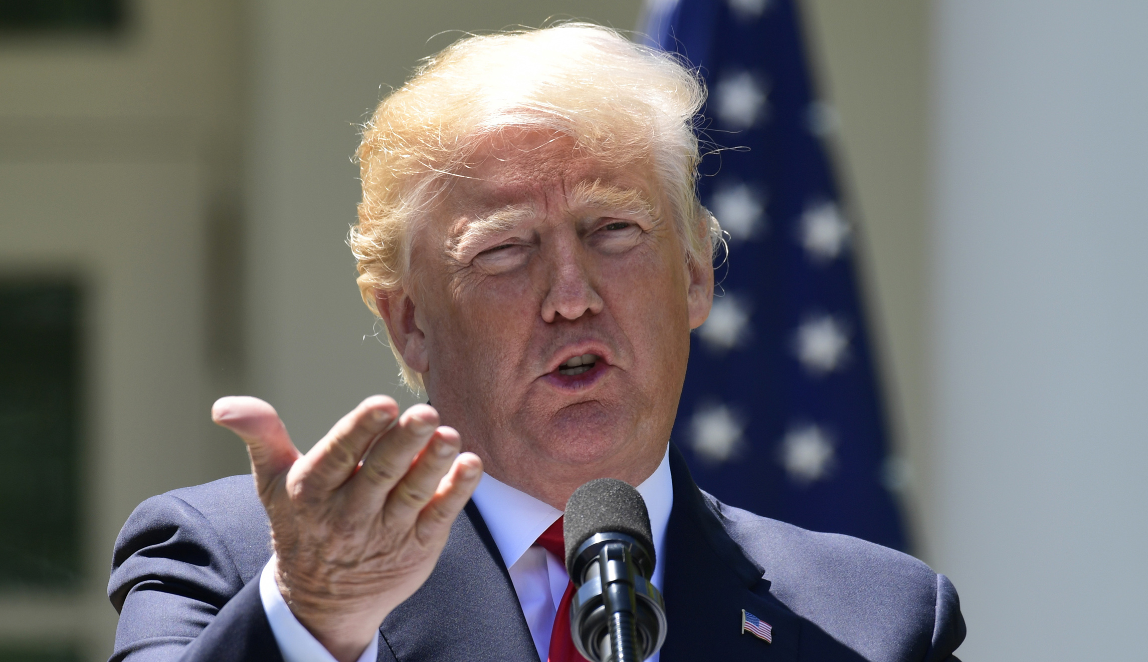 Trump demands changes to ‘obsolete’ immigration laws as migrant caravan arrives at US border