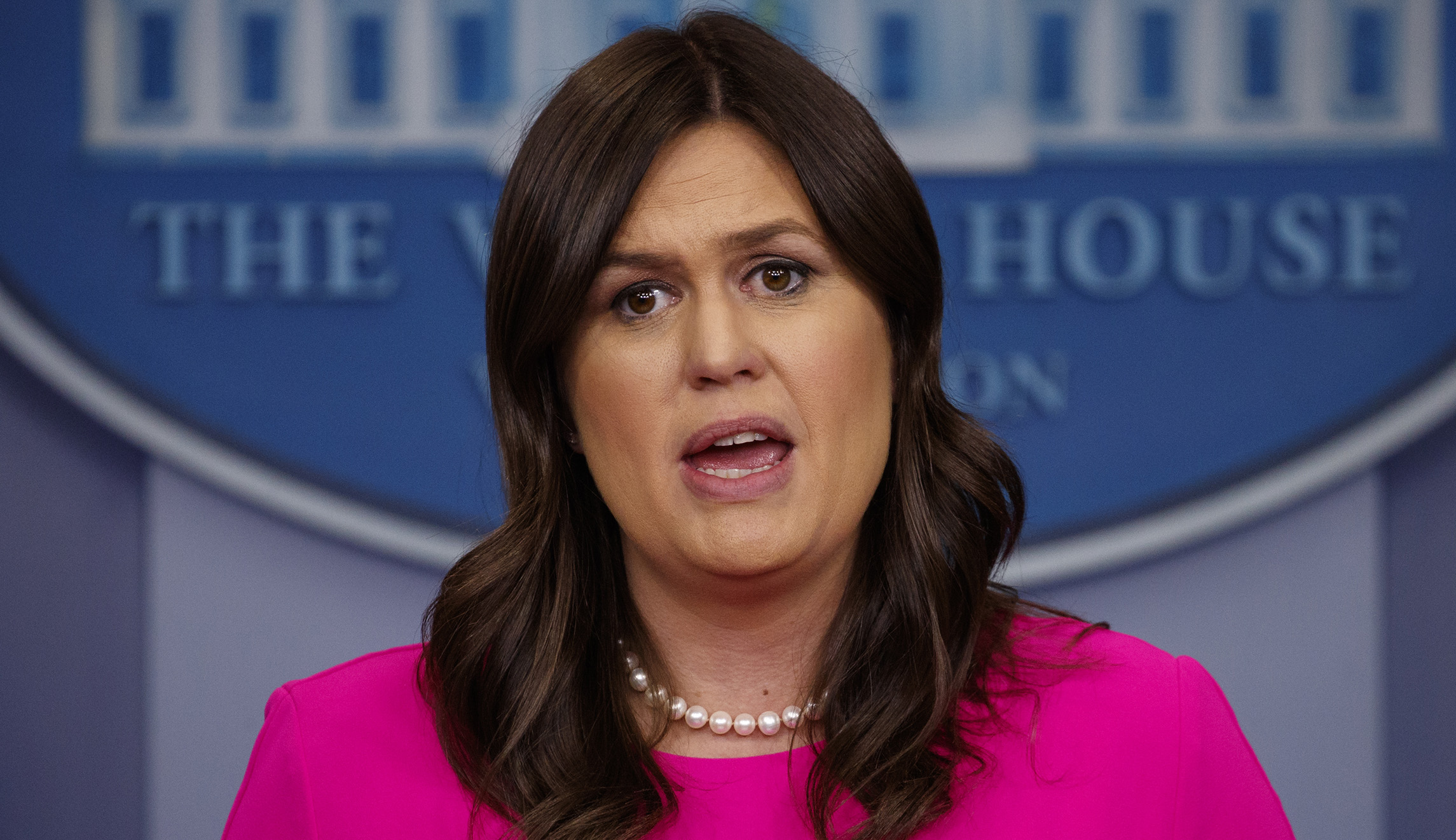 Sarah Sanders dismisses concerns of White House press corps after Trump threatens to seize credentials
