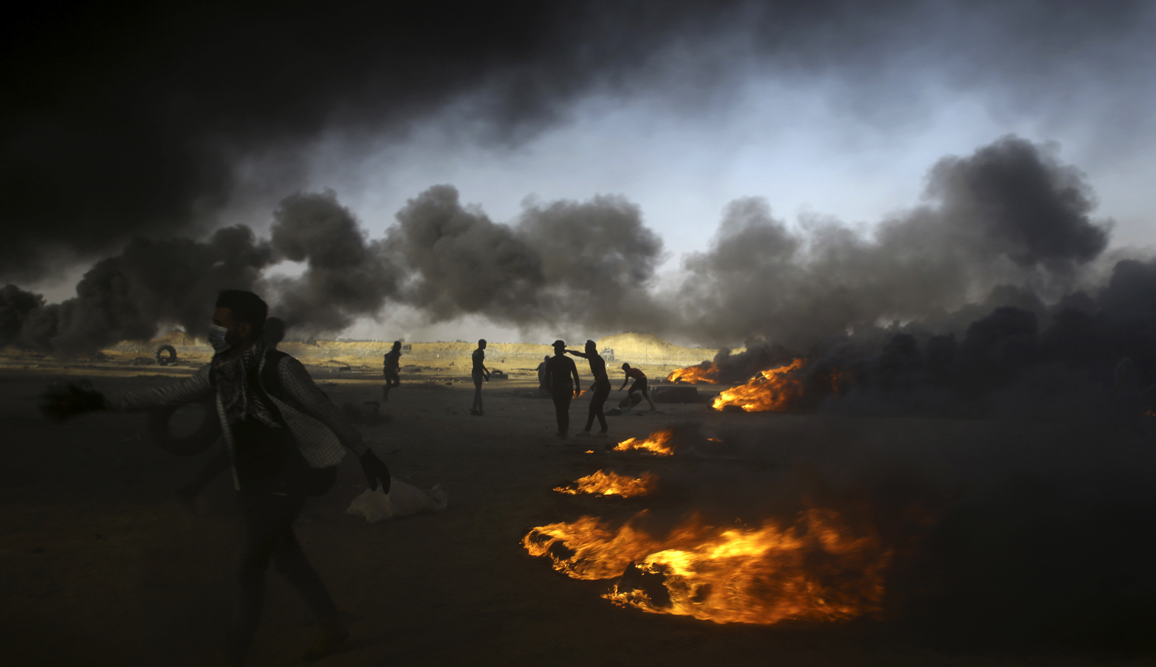 Alan Dershowitz: Why does the media encourage Hamas violence against Israel?