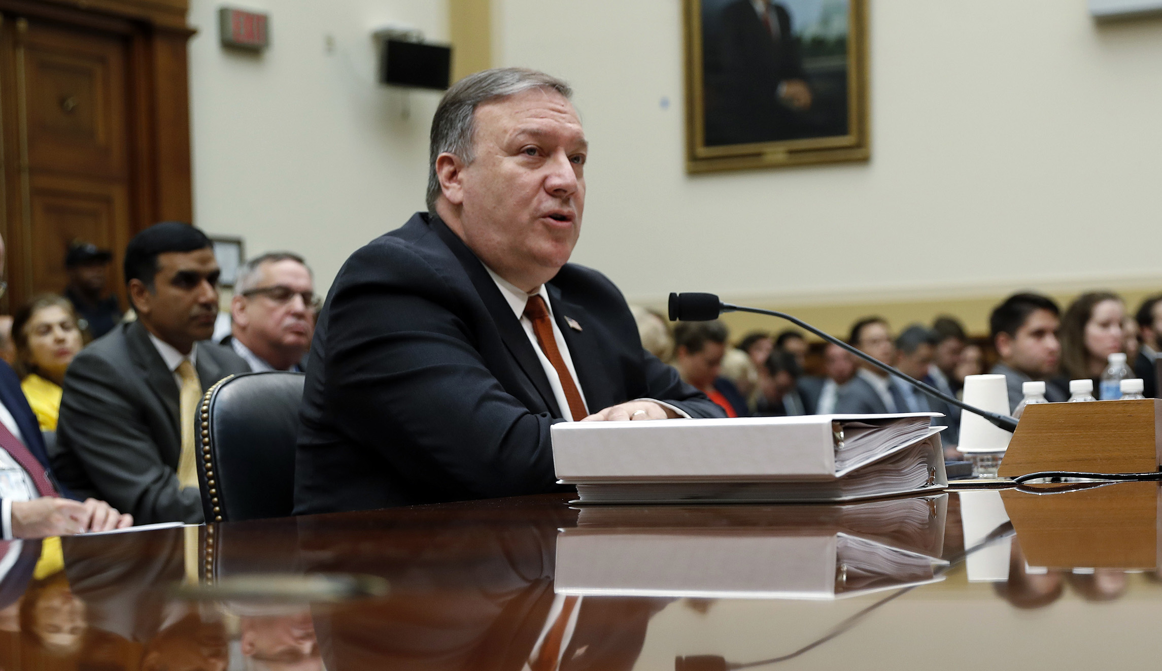 Mike Pompeo battles House Democrats over Benghazi probe