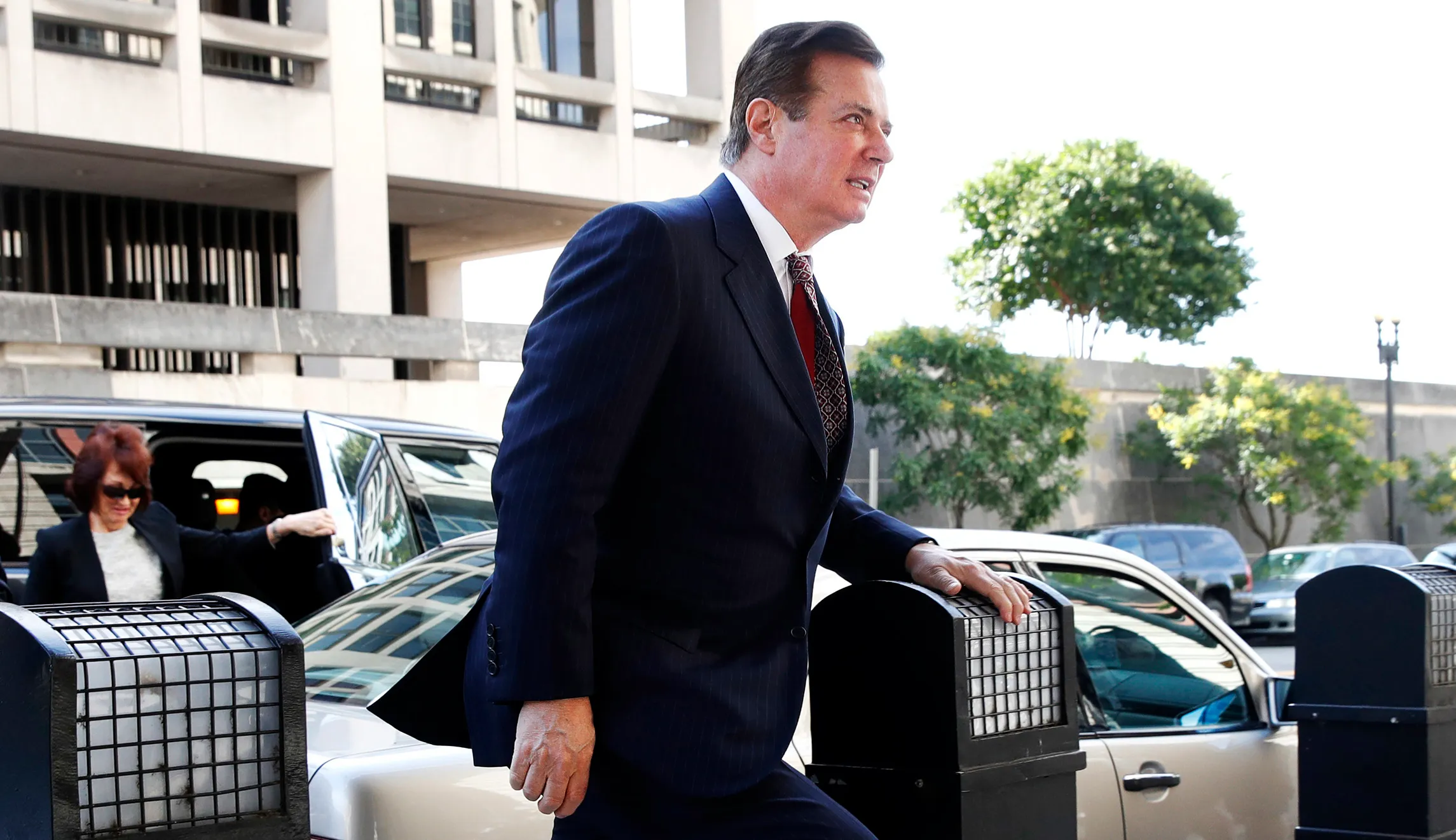 Paul Manafort’s bail situation is ridiculous and unconstitutional