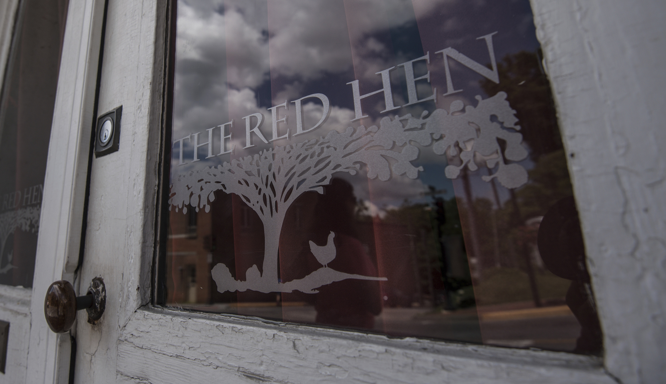 Trump slams ‘filthy’ Red Hen restaurant after it kicked out Sarah Sanders