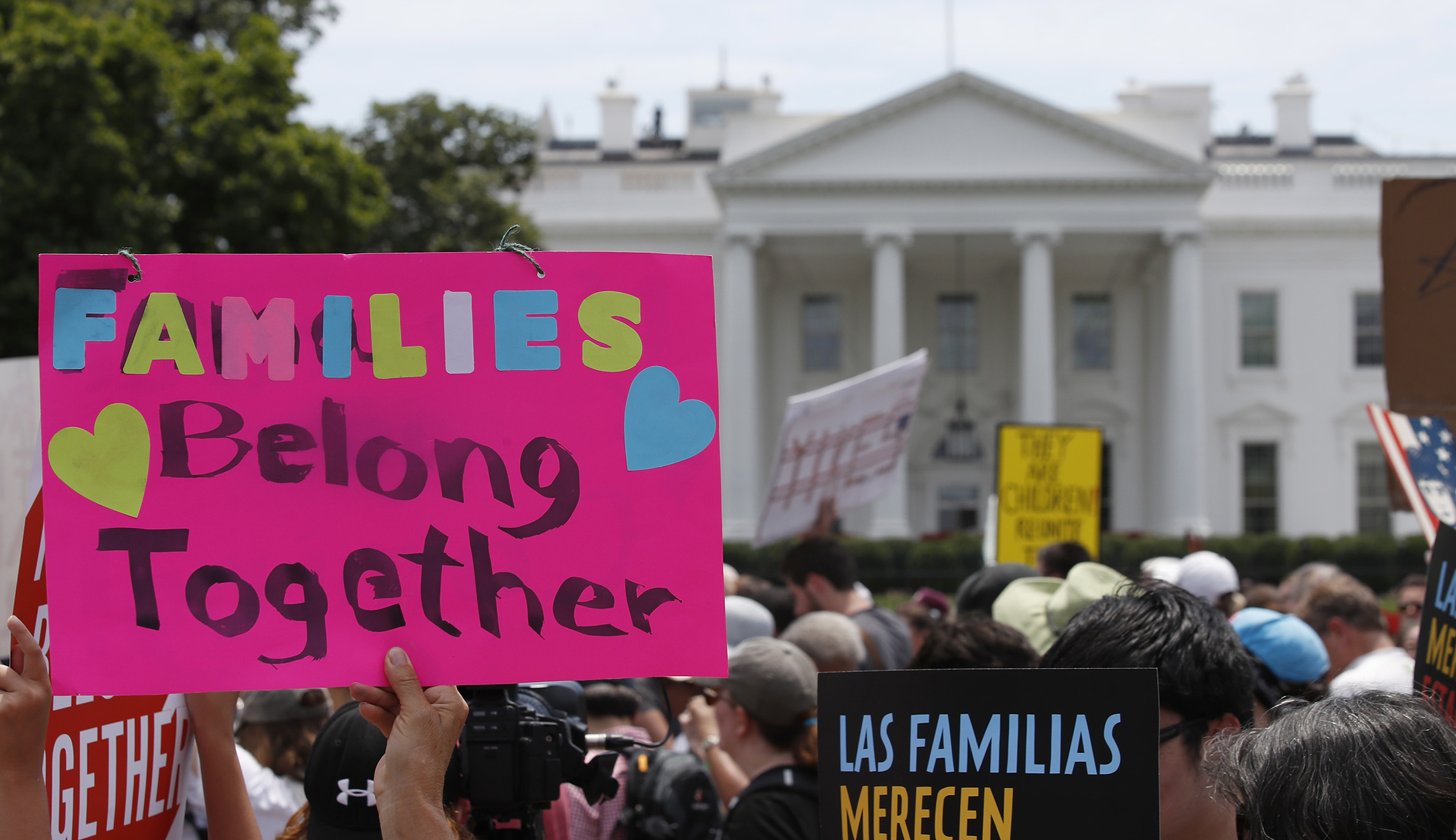 US voters list immigration as a top issue for the midterm elections