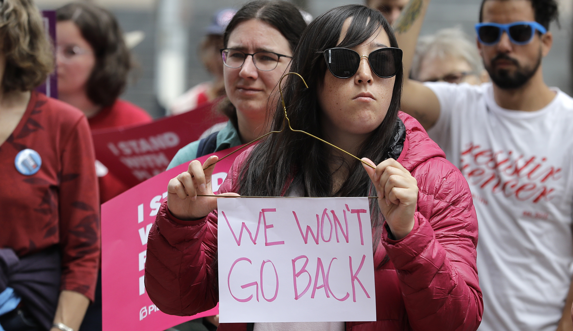 Overturning Roe v. Wade won’t outlaw abortion — just look at federal pot rules