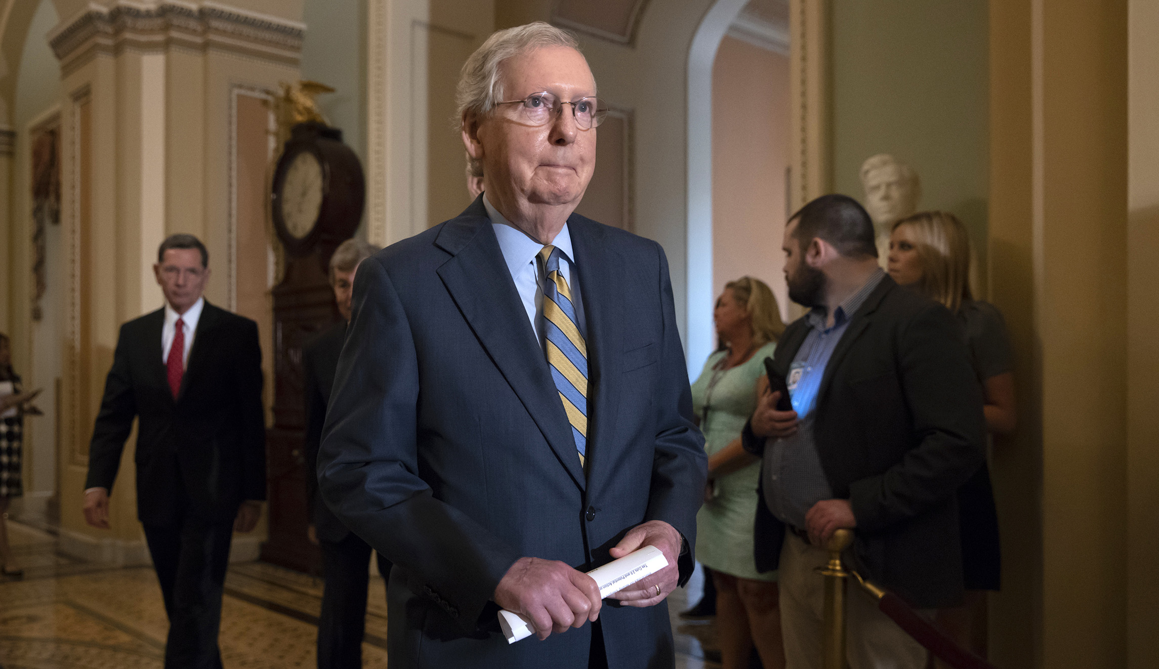 McConnell pushes Russia sanctions bill past September