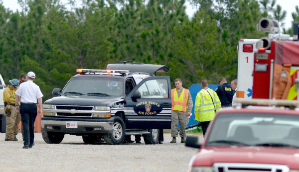 4 killed in civilian plane crash near Air Force base in Florida