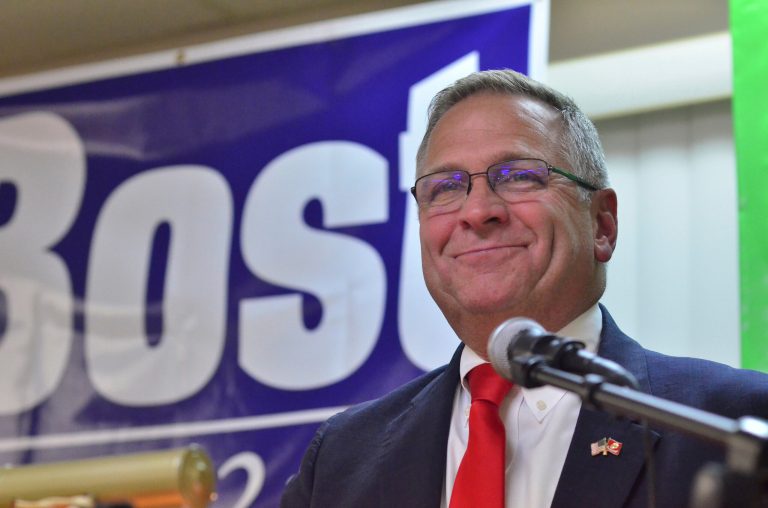 Ronny Jackson endorses Mike Bost for reelection amid primary challenge from the right