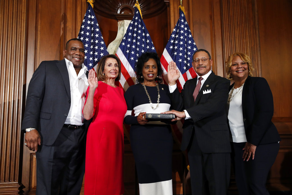 Nancy Pelosi, Sanford Bishop