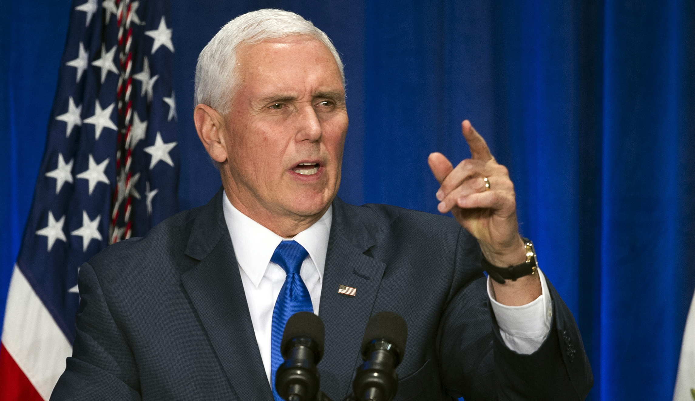 Pence encourages Venezuelans to protest against Maduro