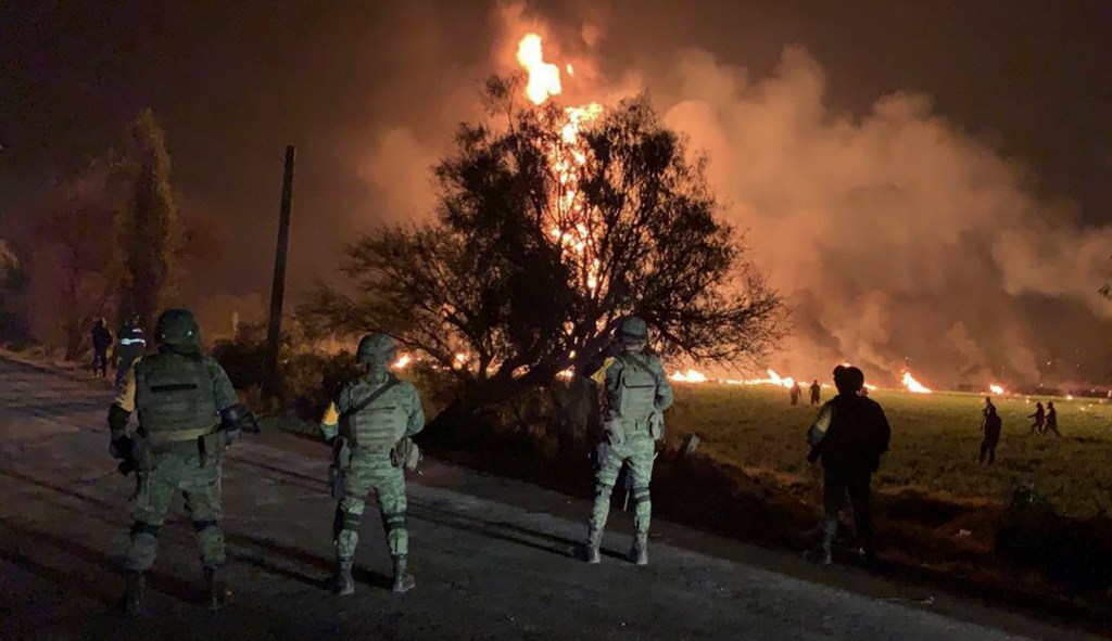 Horrifying fireball at ruptured Mexico oil pipeline kills 21