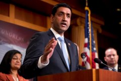 Biden used Seth Meyers appearance to calm rebellion in party: Khanna