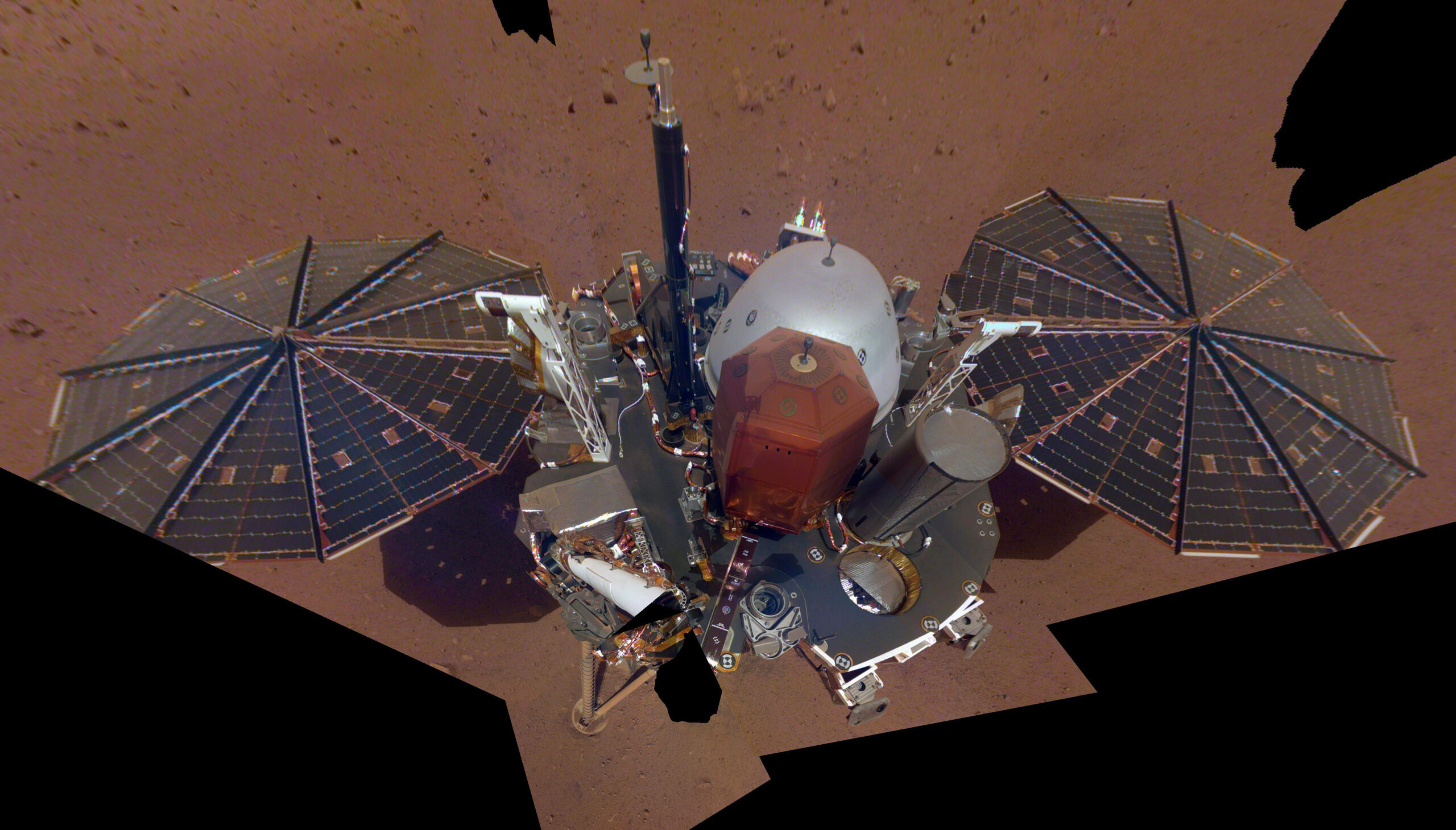 NASA’s Mars lander goes dark after four years