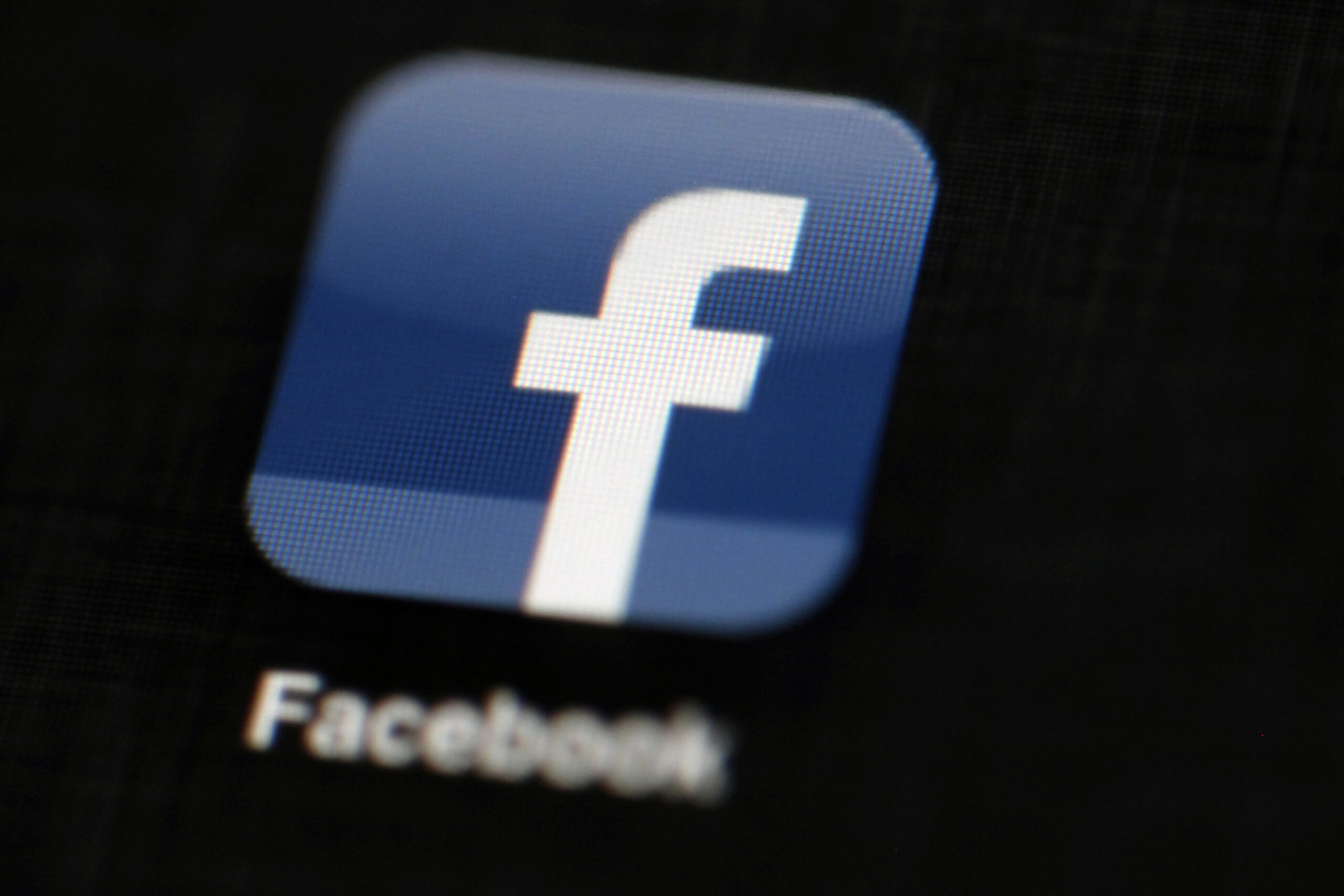 Facebook tops Washington Post and New York Times for news