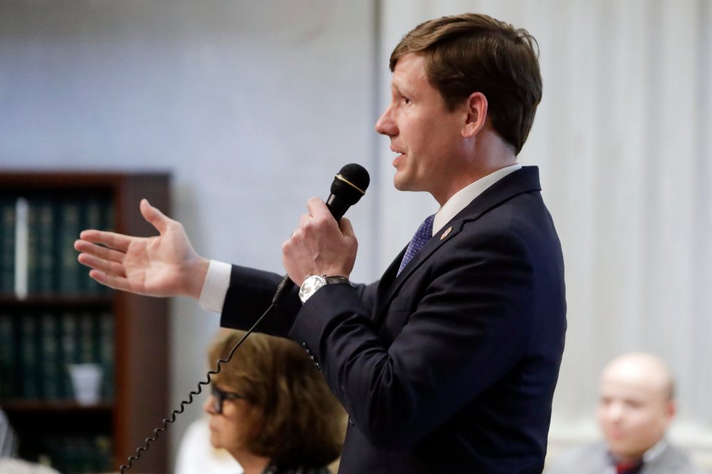 Right-to-work constitutional amendment filed in Tennessee for required second passage