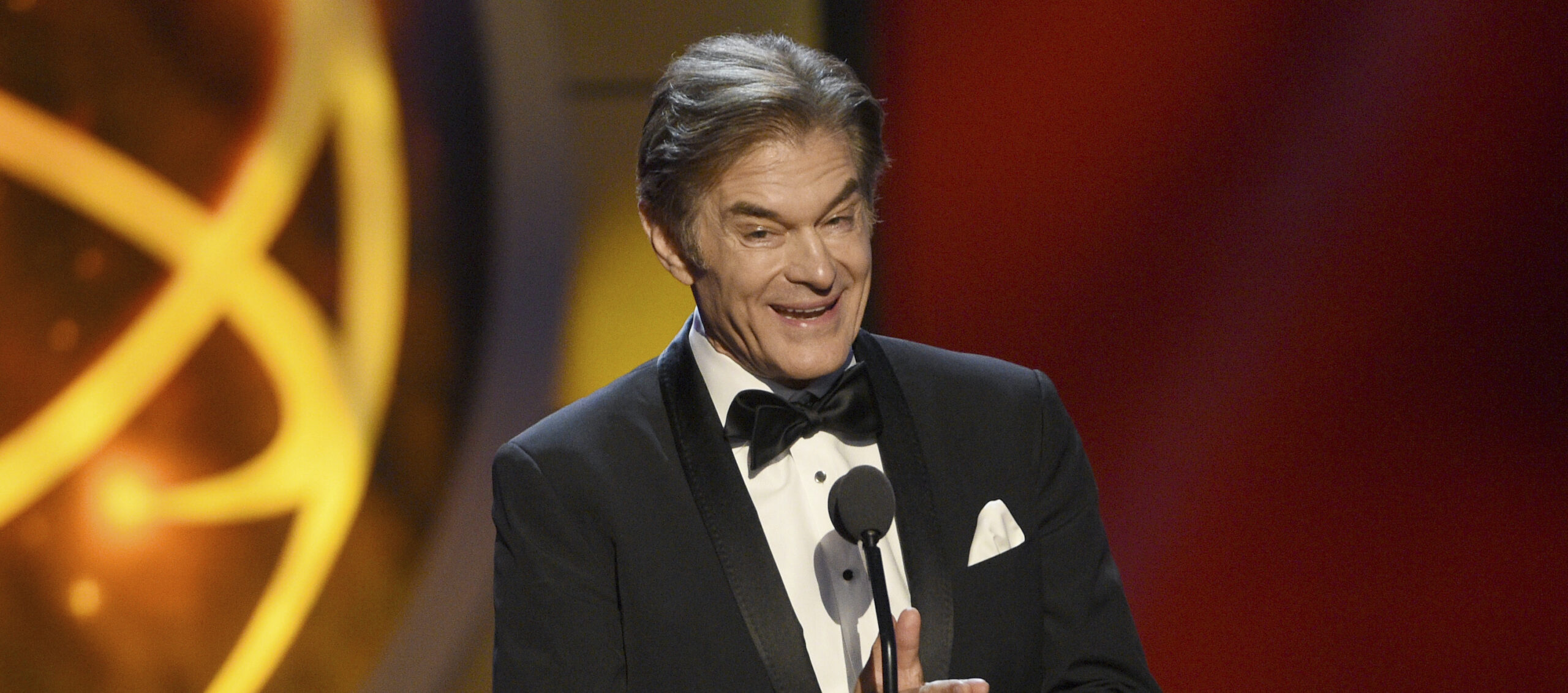 Dr. Oz weighs Pennsylvania Senate run as a Republican