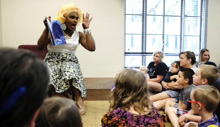 Minnesota lawmaker introduces bill cutting funding to libraries that host ‘drag queen story hour’