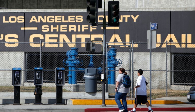LA jails refuse to turn 25,000 criminal illegal immigrants over to ICE