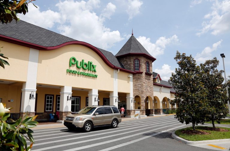Florida grocery store shooter kills at least three, including a child