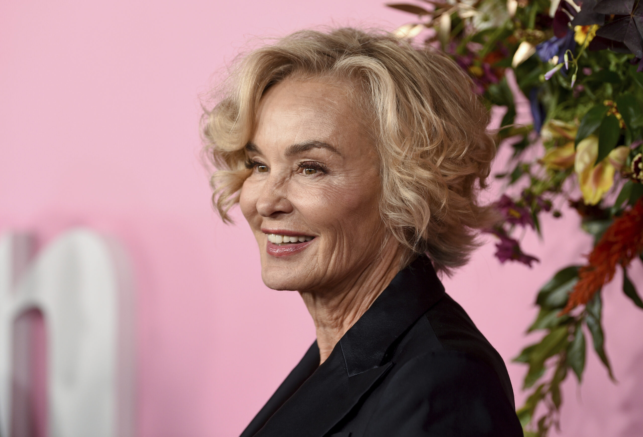 Jessica Lange predicts to retire as soon as Hollywood puts ‘stockholders’ over ‘artists’
