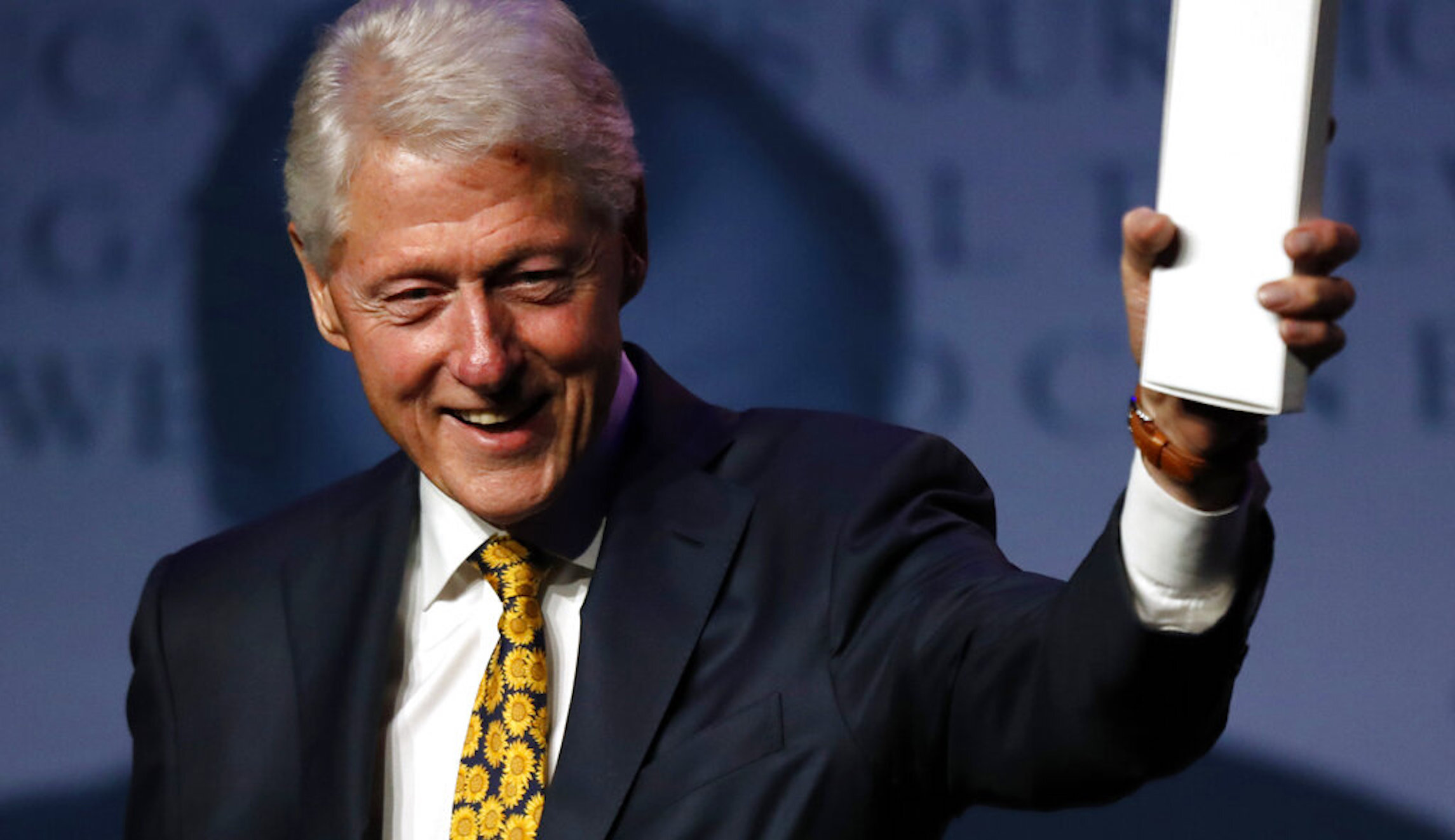 Bill Clinton admitted to hospital due to infection