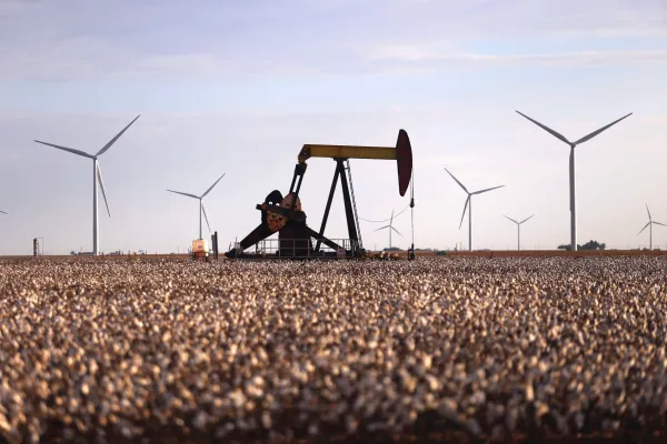 El Paso to vote on ‘climate charter’ pitting fossil fuels against renewable energy