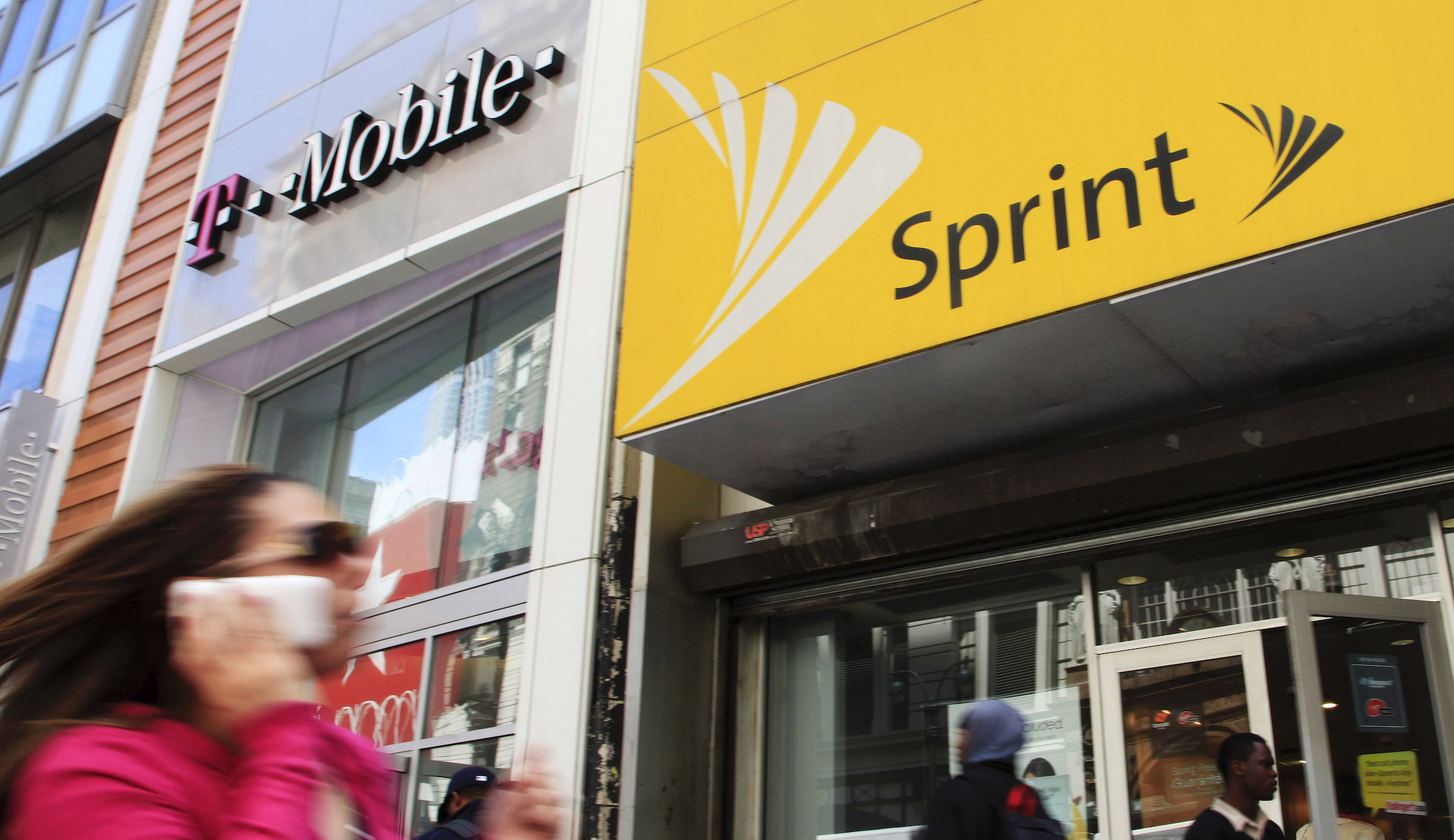 Federal judge allows merger between T-Mobile and Sprint