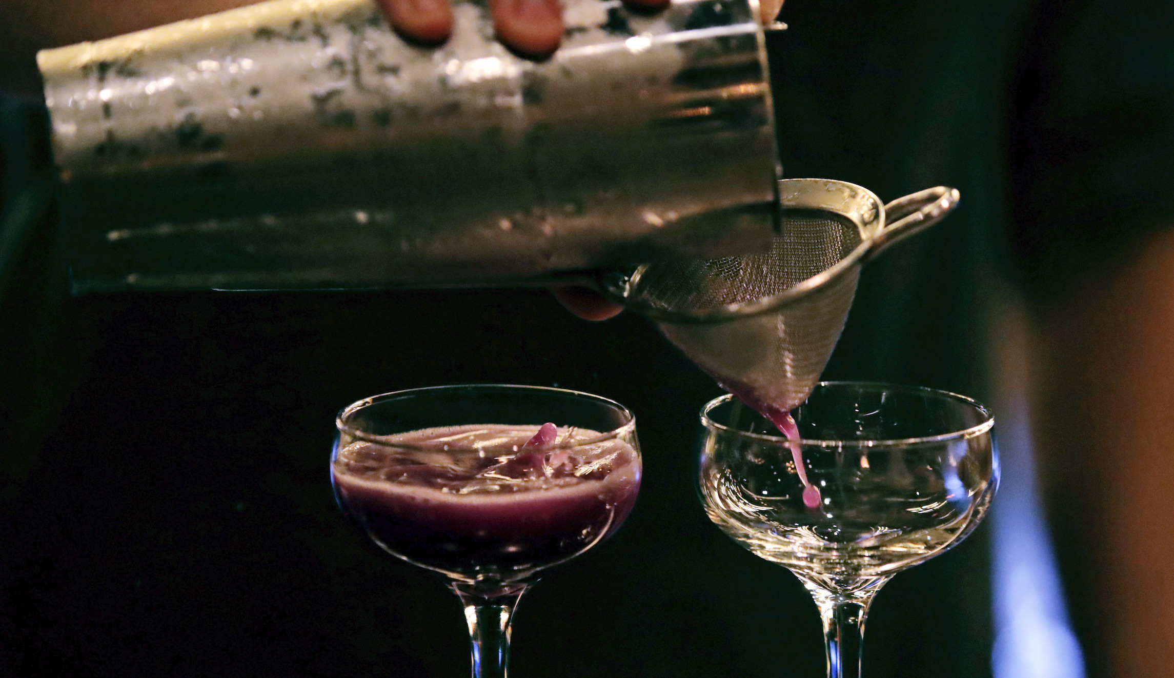 Americans drink more than two gallons of alcohol per year: Report