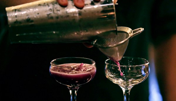 Americans drink more than two gallons of alcohol per year: Report