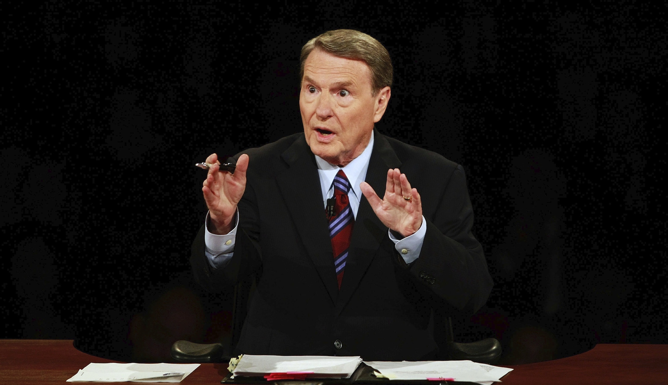 Longtime PBS NewsHour anchor Jim Lehrer dies at 85