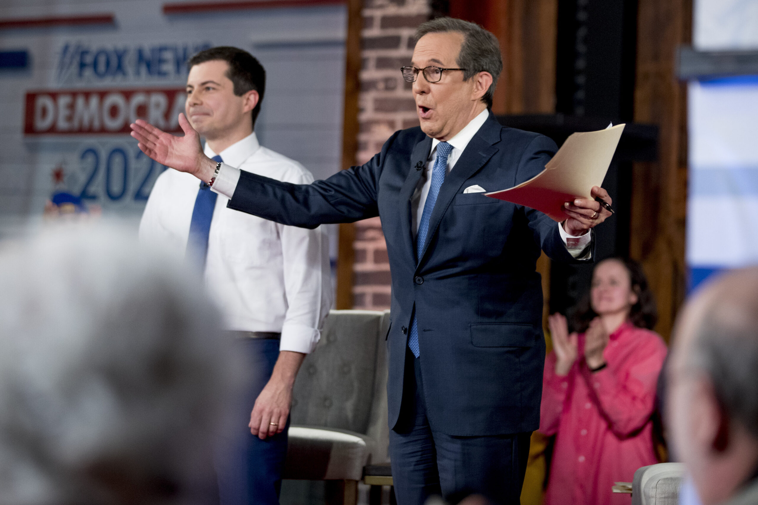 Buzz: Virus messes with Chris Wallace’s routine, McCurry still regrets live briefings