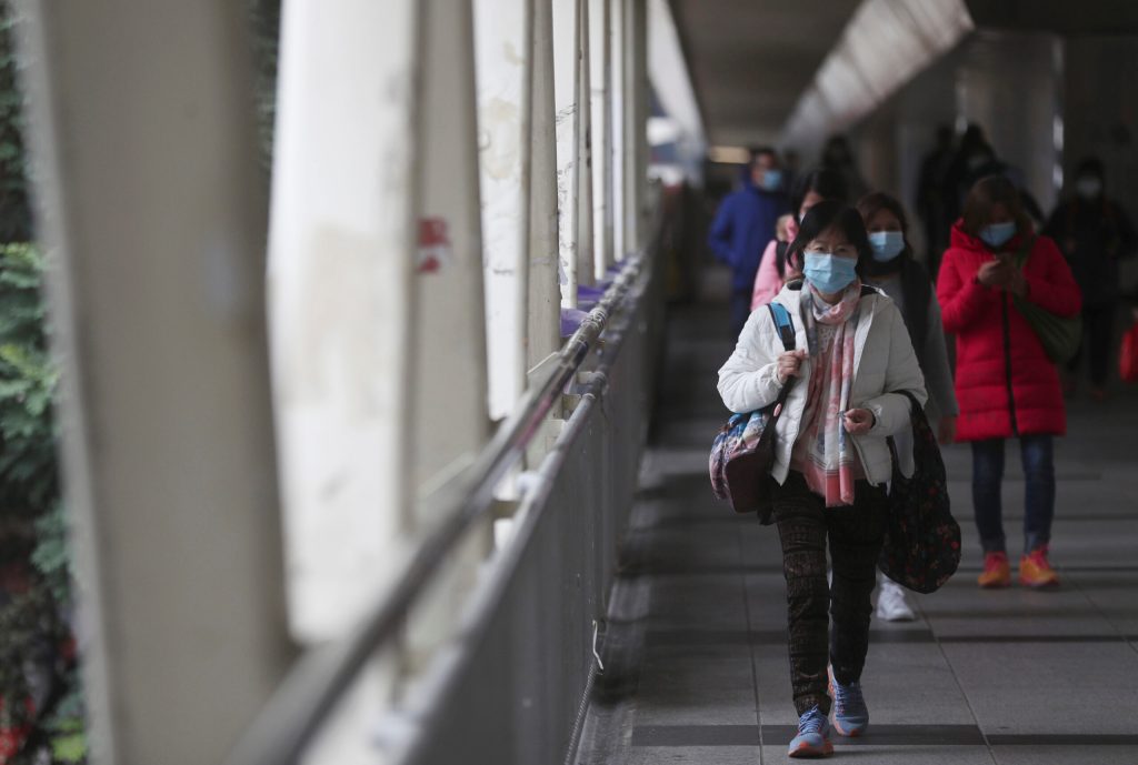 US to rush more citizens back from China to escape coronavirus