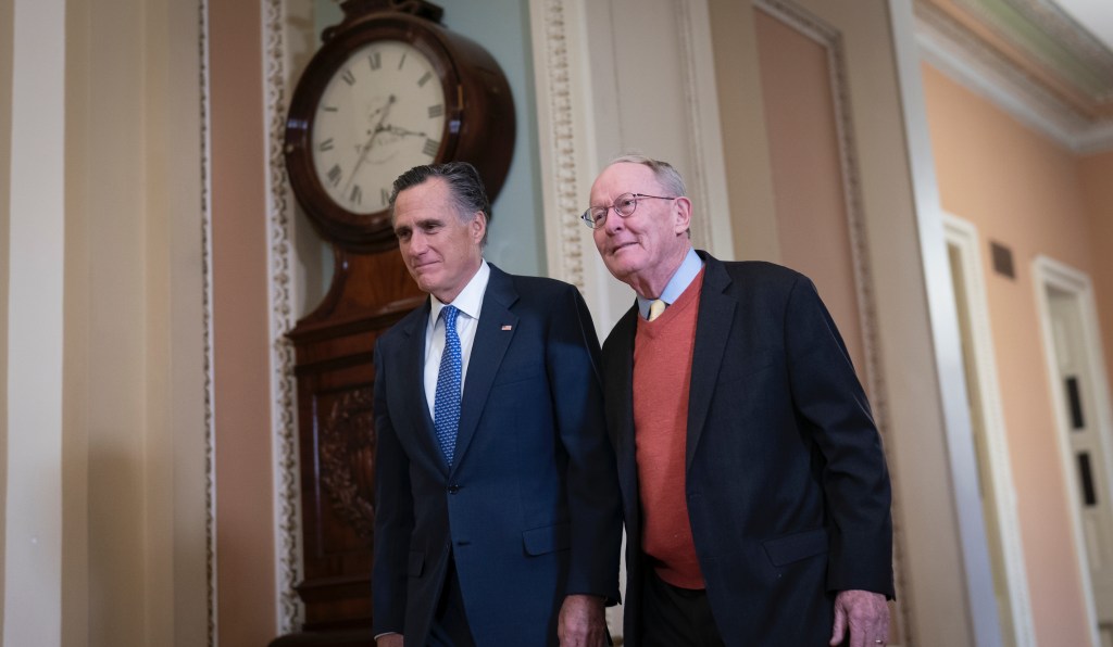 Don’t expel Mitt Romney from the GOP