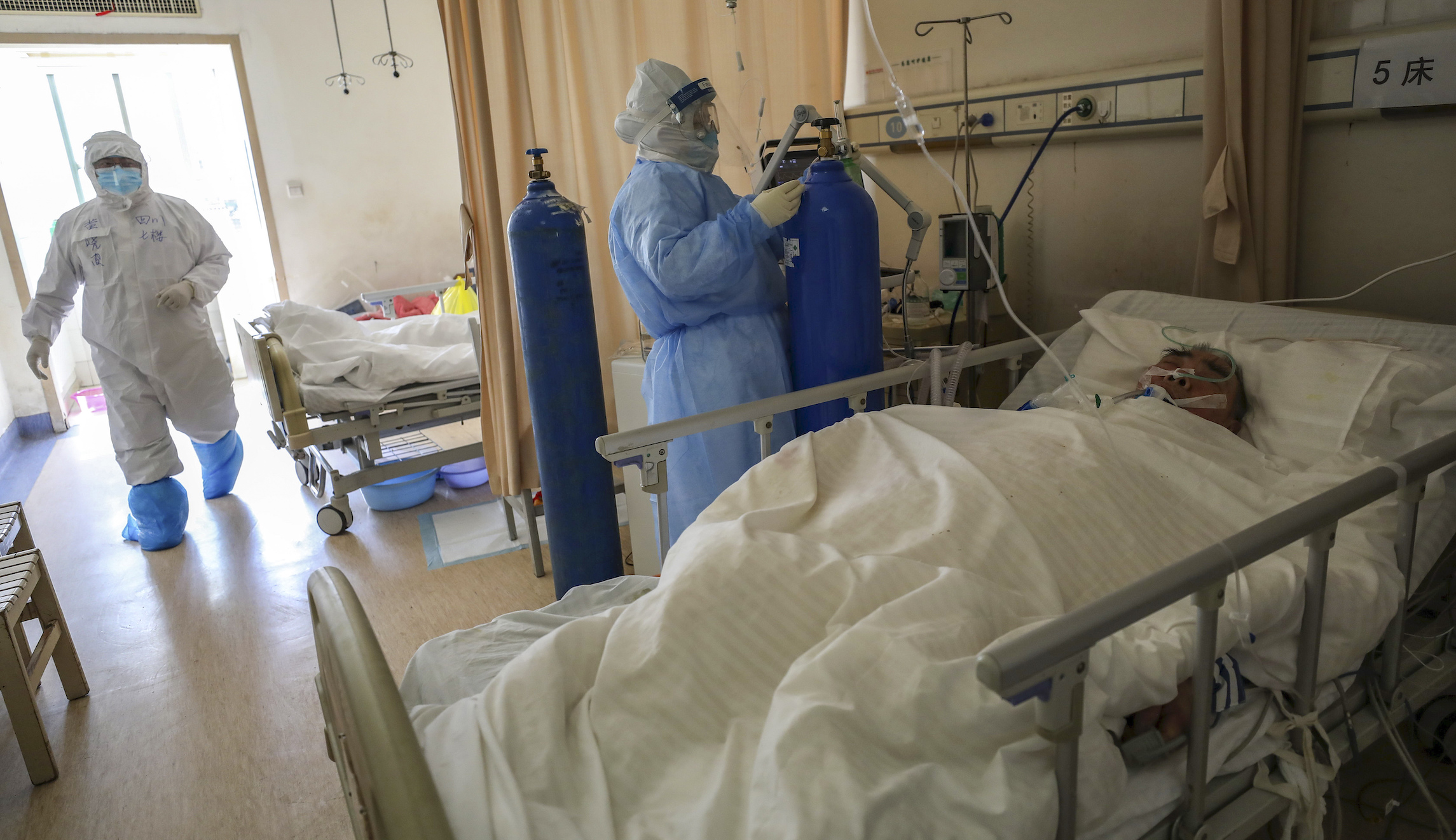 Director of Wuhan hospital dies after contracting coronavirus