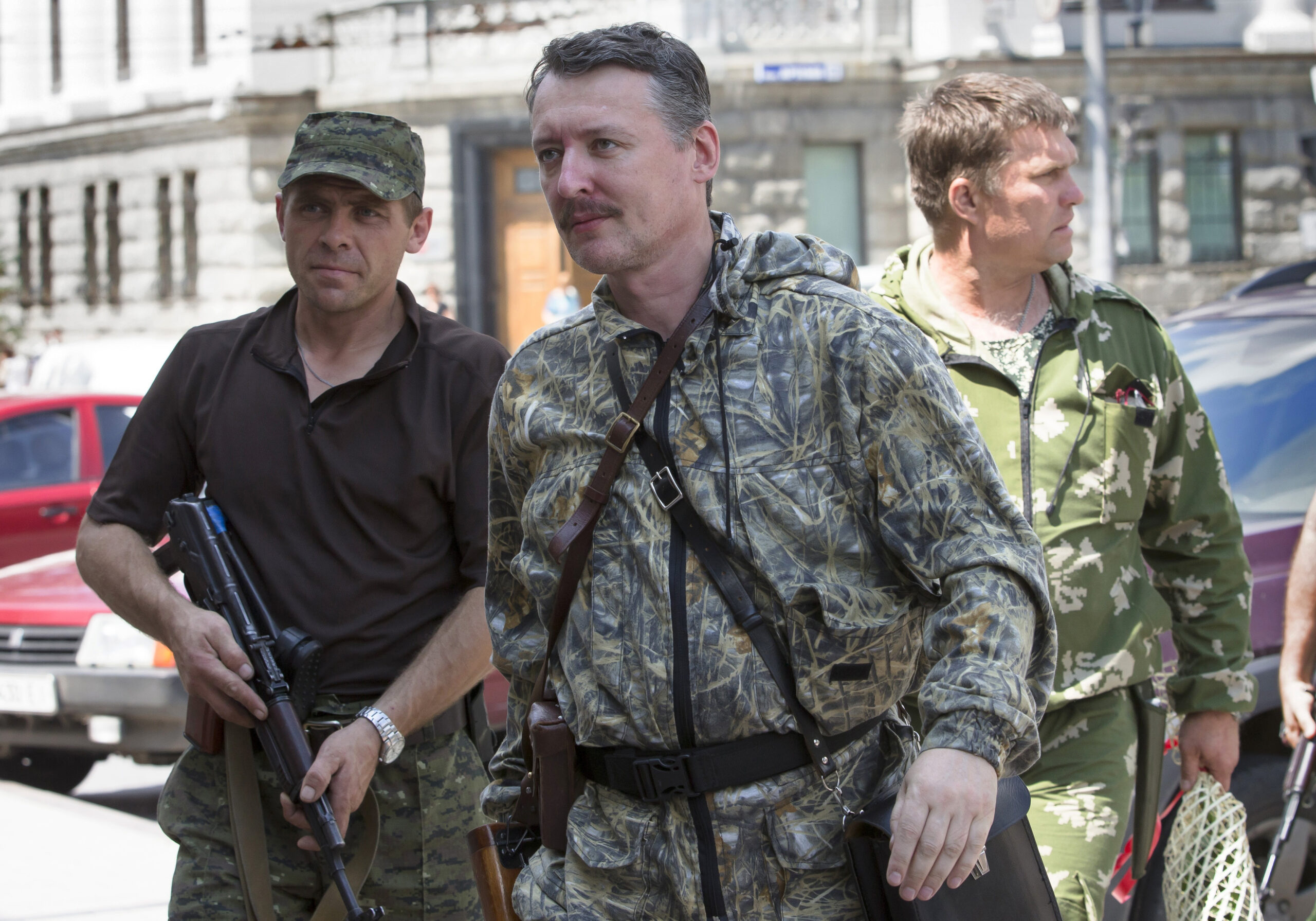 Ukraine puts $100,000 bounty on commander of 2014 Donbas uprising