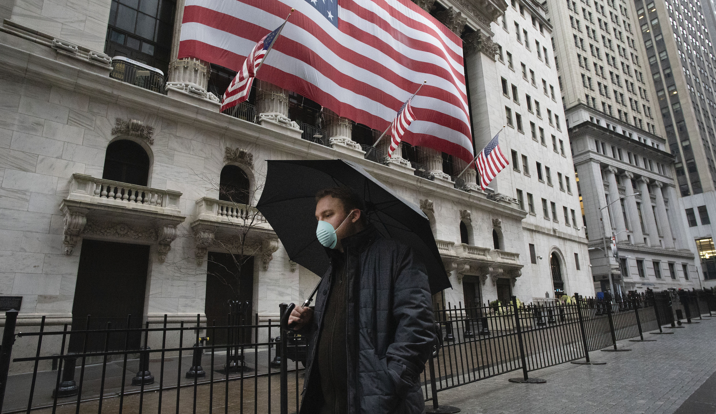 Nearly 9 in 10 fear economy will collapse during coronavirus shutdowns
