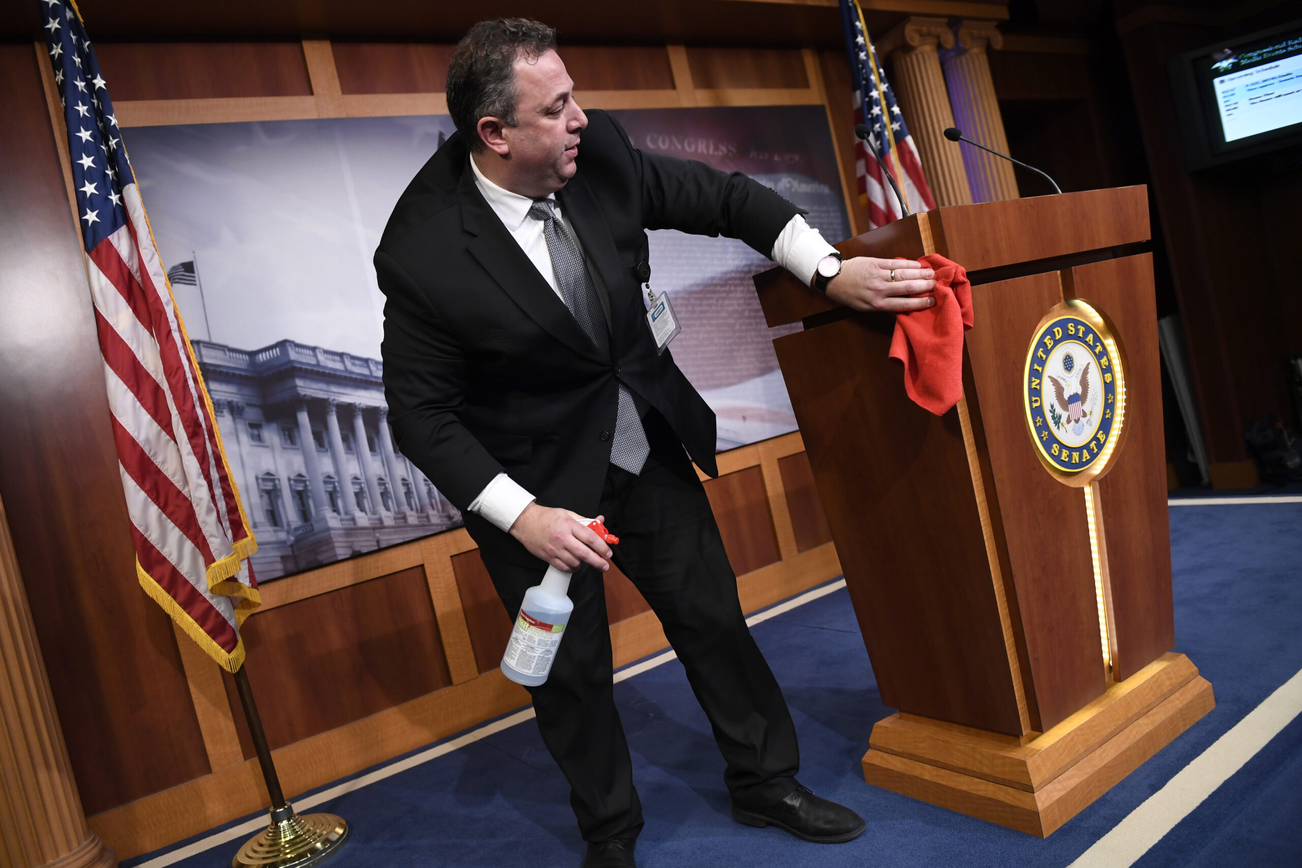 Congress crisis: Pandemic threatens Capitol Hill